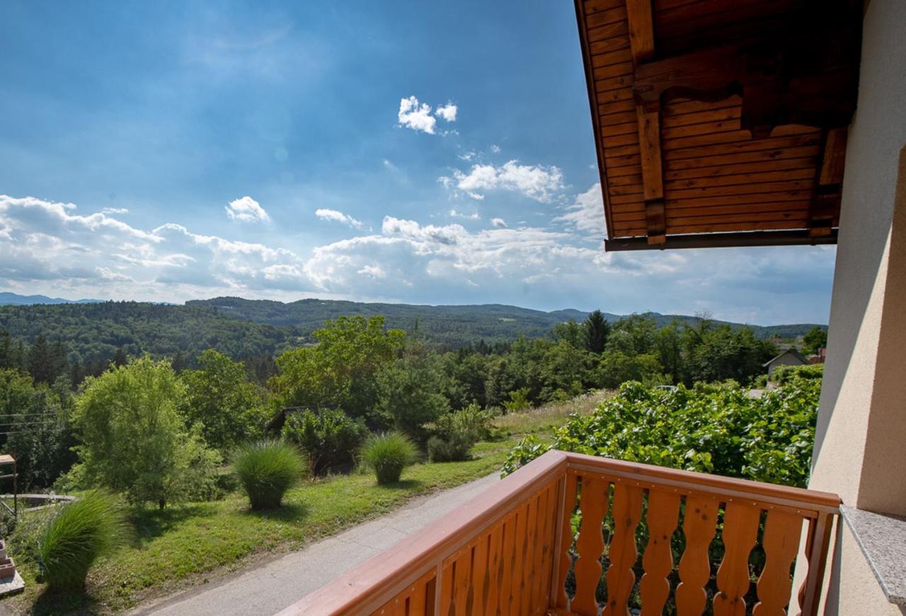 Vineyard Cottage Pod Piramido Dobrnic Bagian luar foto